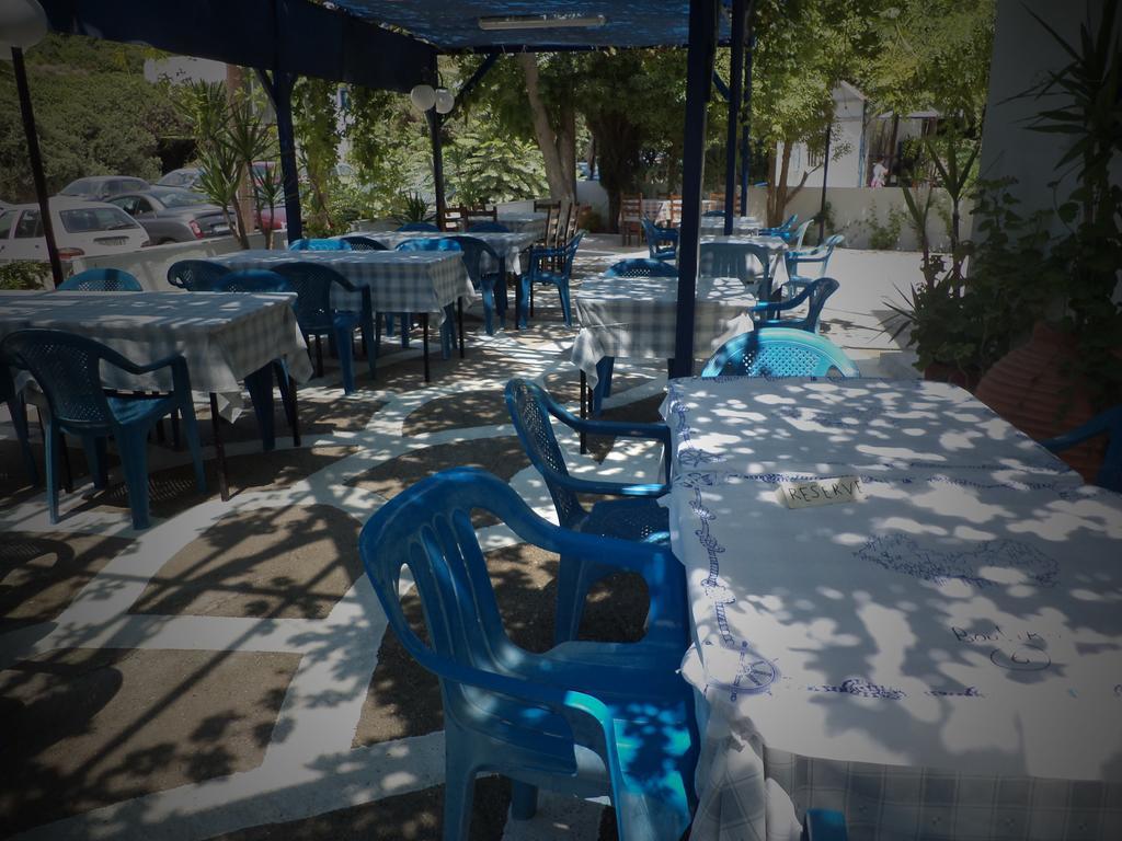 Апартаменти To Kamari Paralia Agias Foteinis Екстер'єр фото